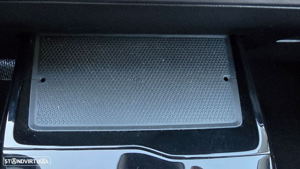 MG MG4 64 kWh Luxury - 42