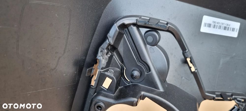 Volvo XC40 Lift 2022- zderzak przód oryginał MB240 - 15