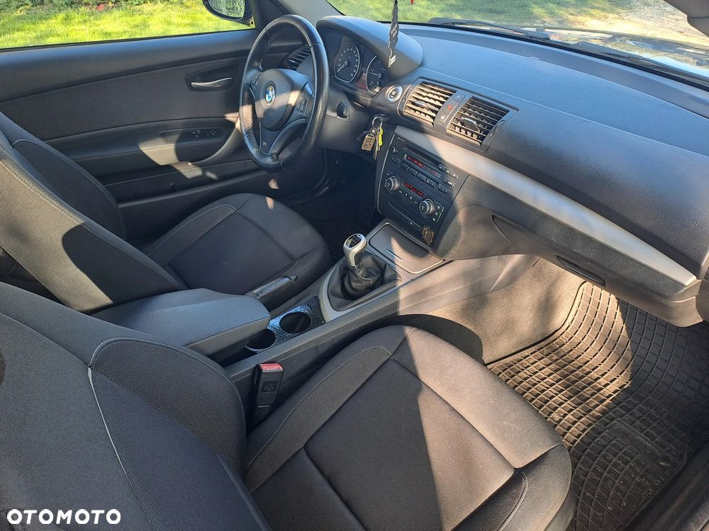 BMW Seria 1 118d - 6