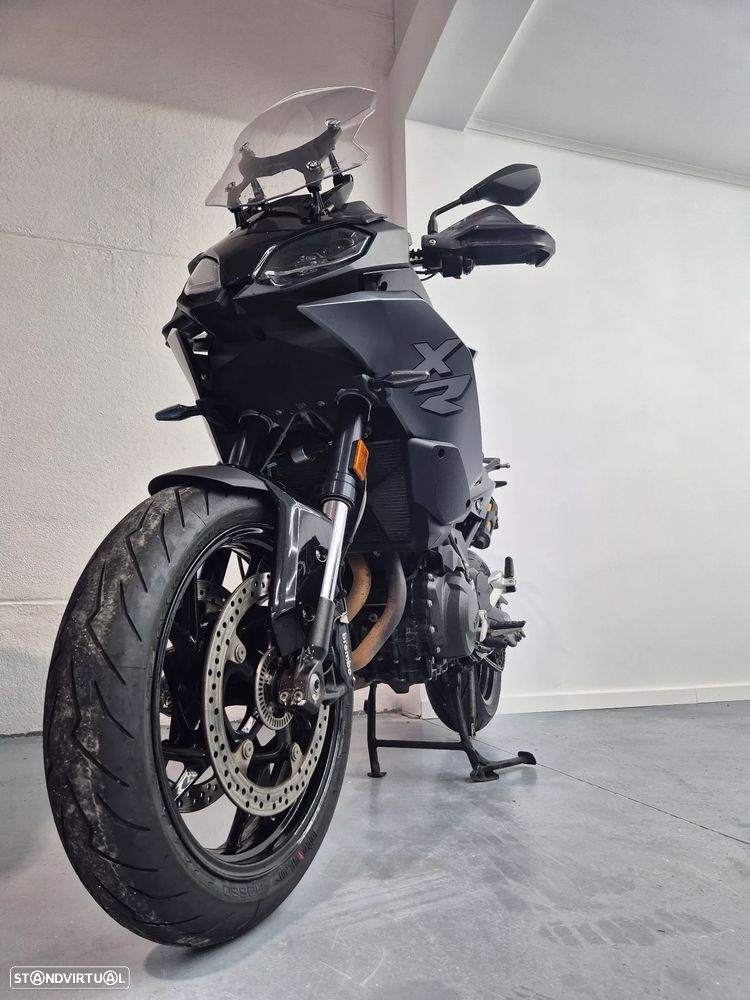 BMW F 900 XR Triple Black - 3