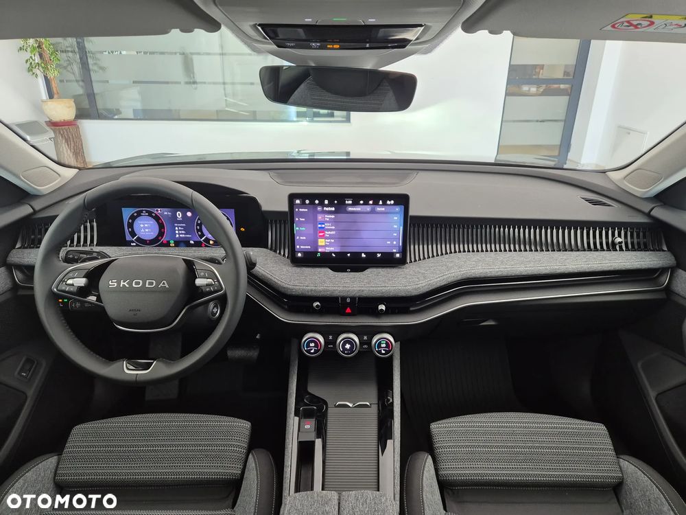 Skoda Superb 2.0 TDI SCR Selection DSG - 20