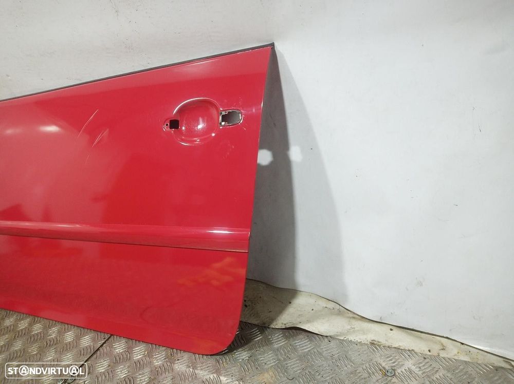 PORTA FRONTAL ESQUERDA VOLKSWAGEN GOLF V 2006 -3 PUERTAS - 3