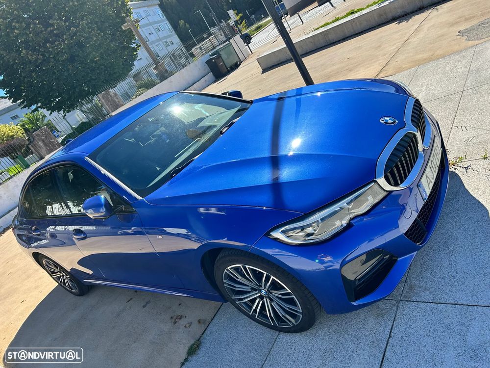 BMW 330 - 13
