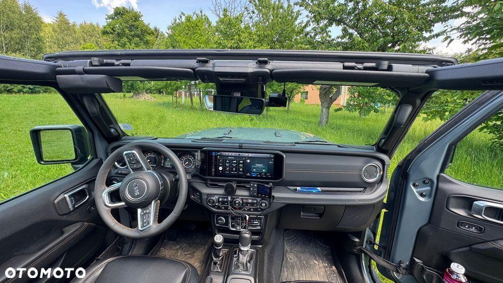 Jeep Wrangler Unlimited GME 2.0 Turbo Sahara - 13