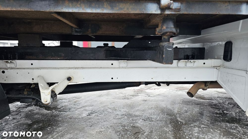 Mercedes-Benz SPRINTER WYWROTKA - 23