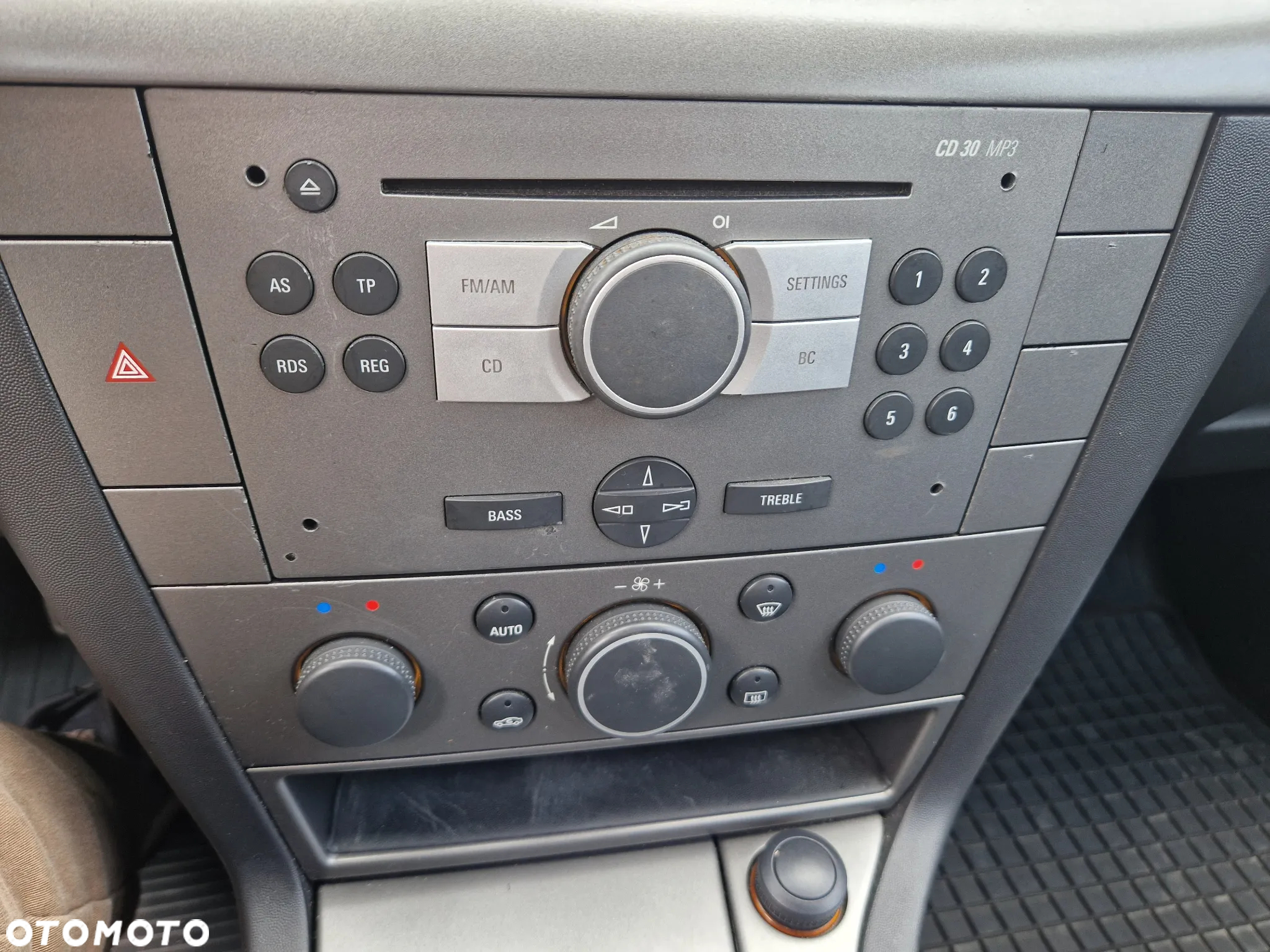 Opel Vectra 1.8 Cosmo - 25