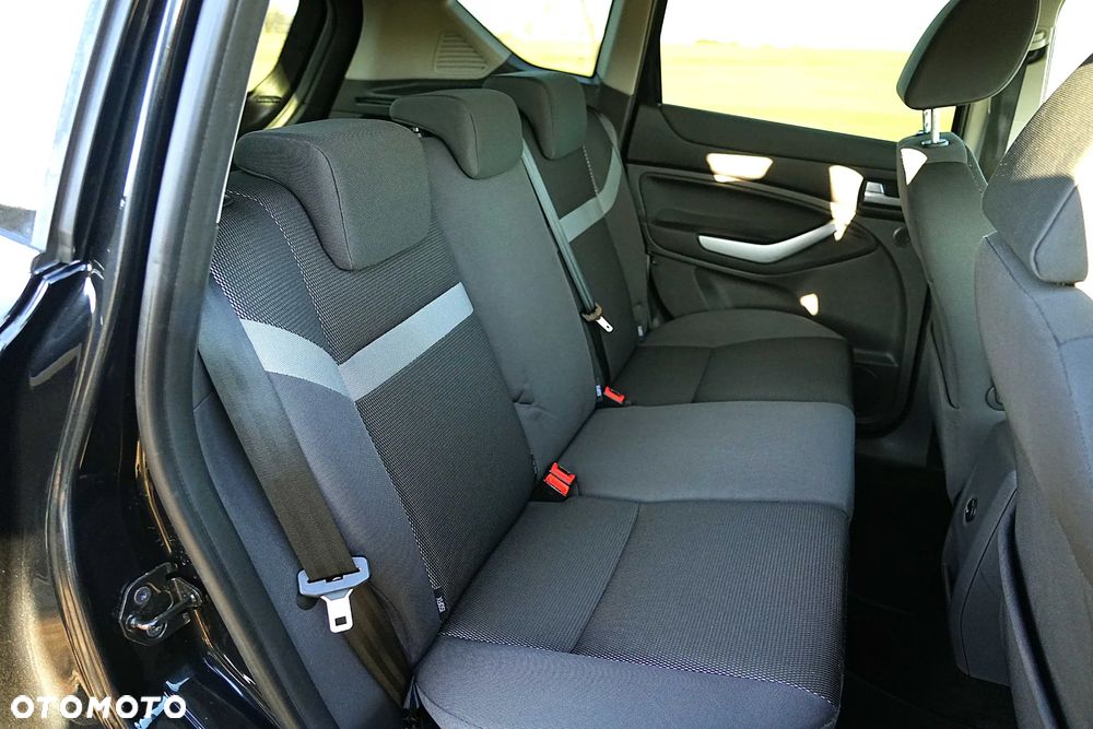 Ford Kuga 2.0 TDCi 2x4 Champions Edition - 22