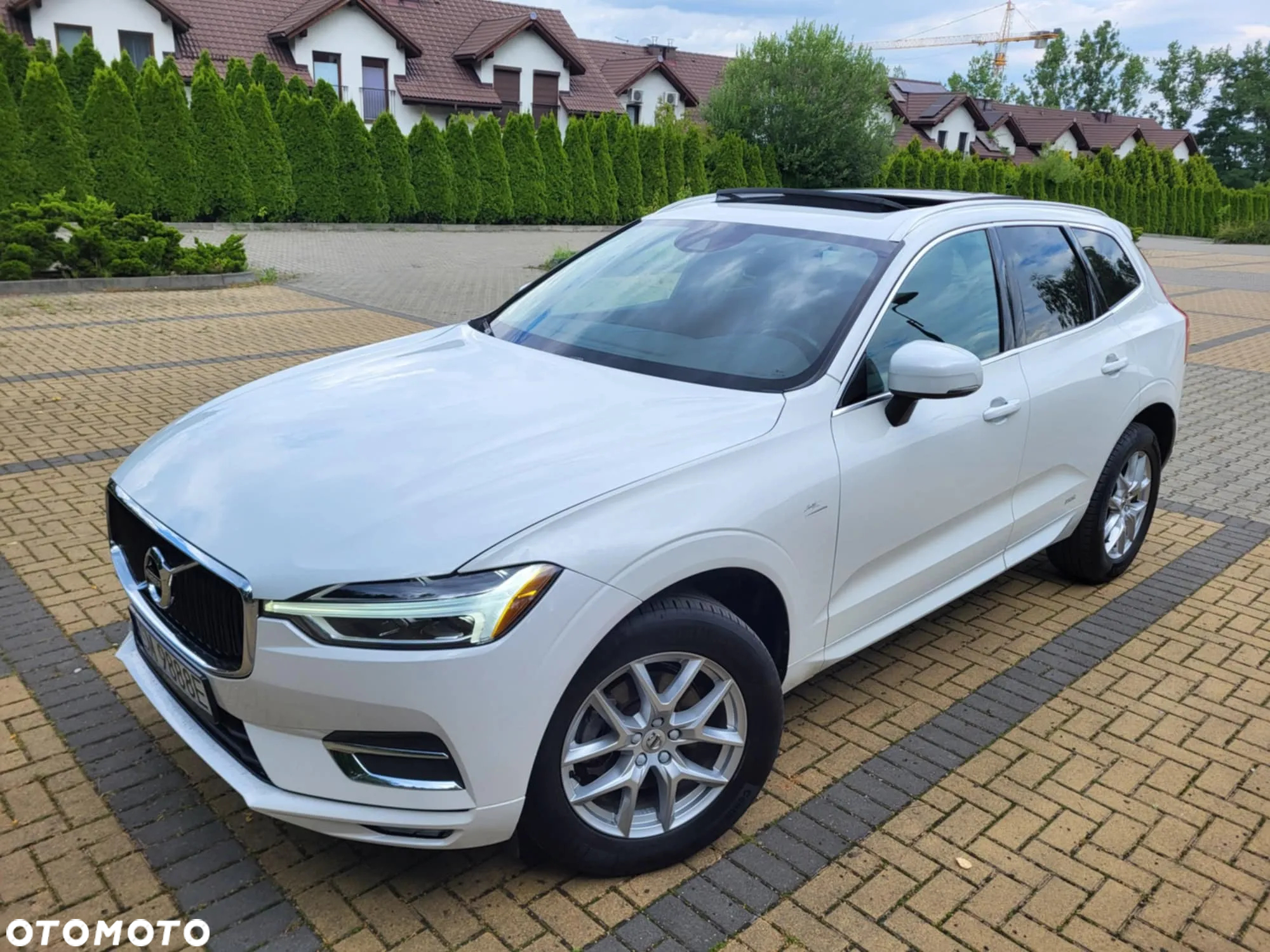 Volvo XC 60 T5 Momentum Pro - 23