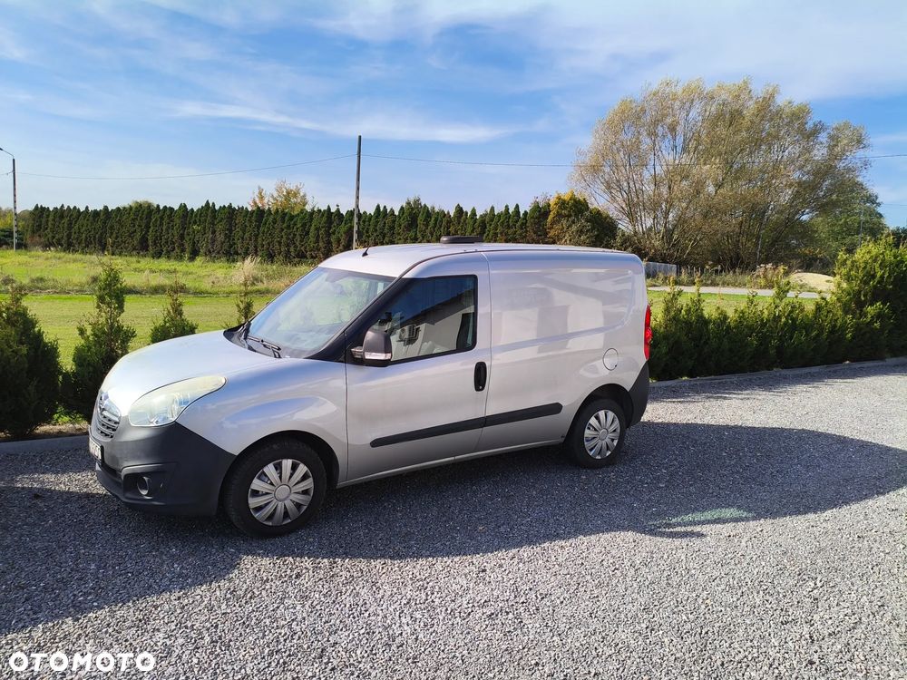 Opel Combo - 1