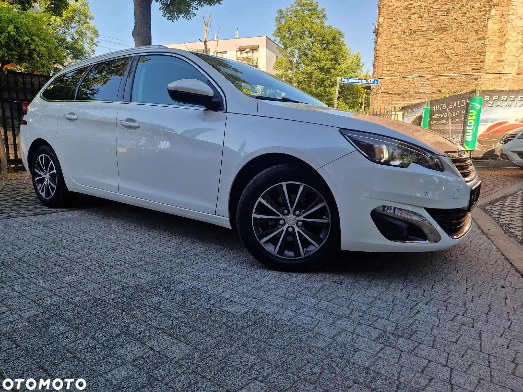 Peugeot 308 SW BlueHDi 120 Stop & Start Allure - 2