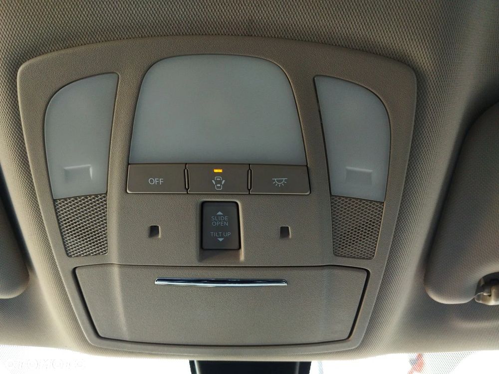 Suzuki Kizashi 2.4 Sport - 33