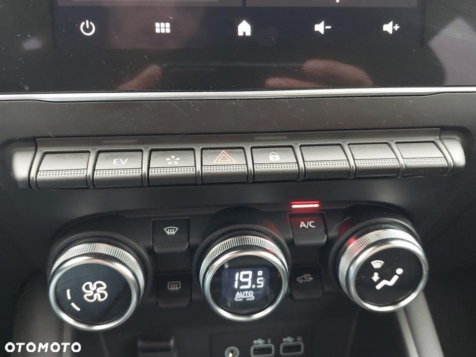 Renault Captur - 27