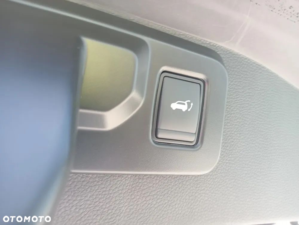 Renault Austral 1.2 E-Tech Full Hybrid 200 Iconic MMT - 13