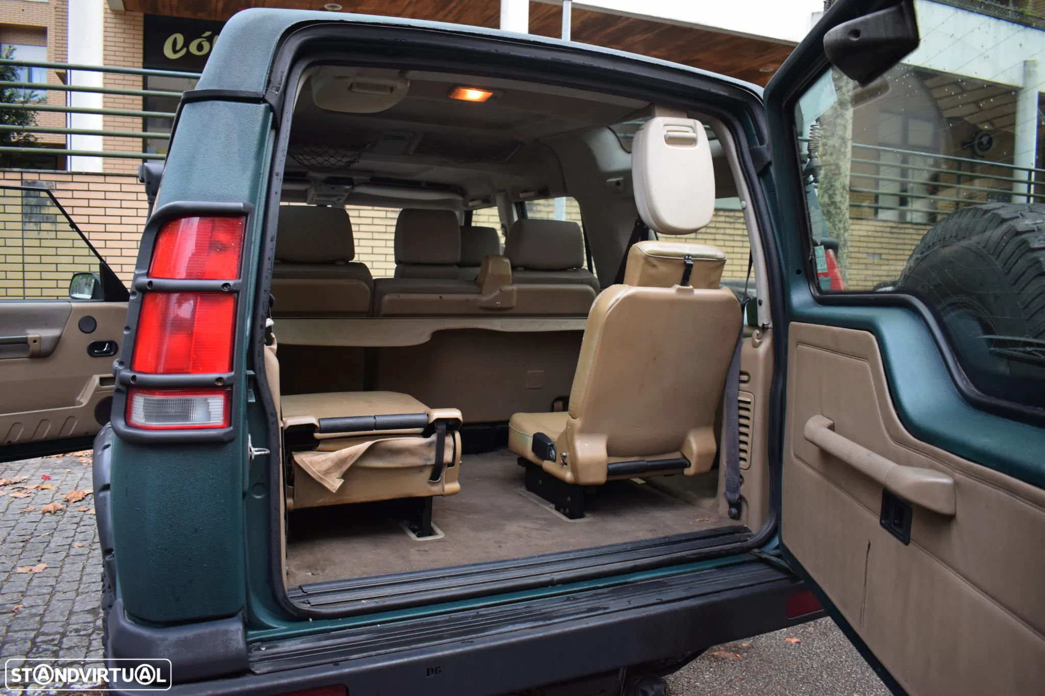 Land Rover Discovery 2.5 TD5 - 12