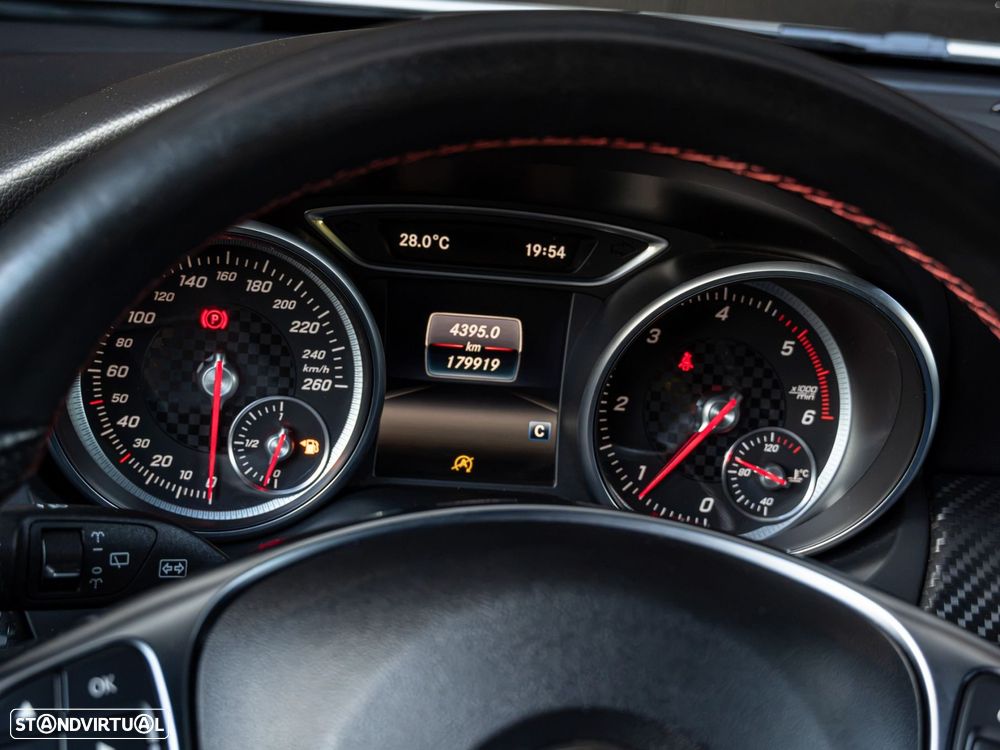 Mercedes-Benz A 180 d AMG Line - 22
