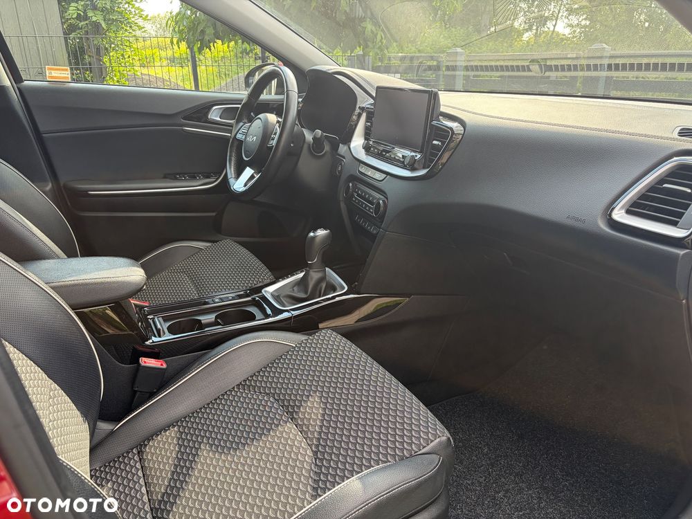 Kia XCeed 1.5 T-GDI Business Line - 8