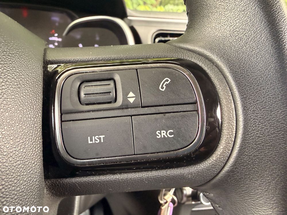 Citroën C3 1.2 PureTech Shine - 24