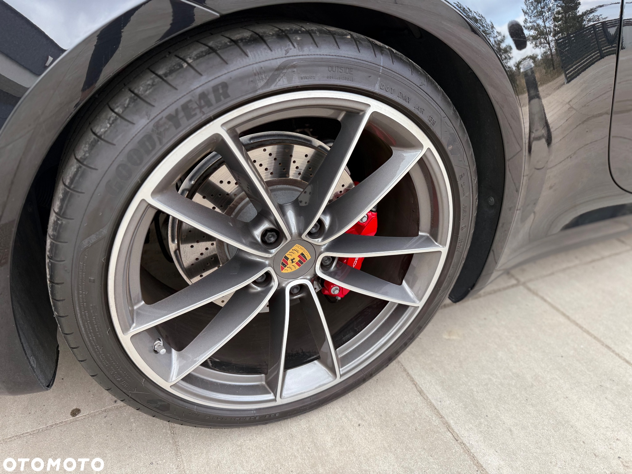 Porsche 911 Carrera 4S - 12