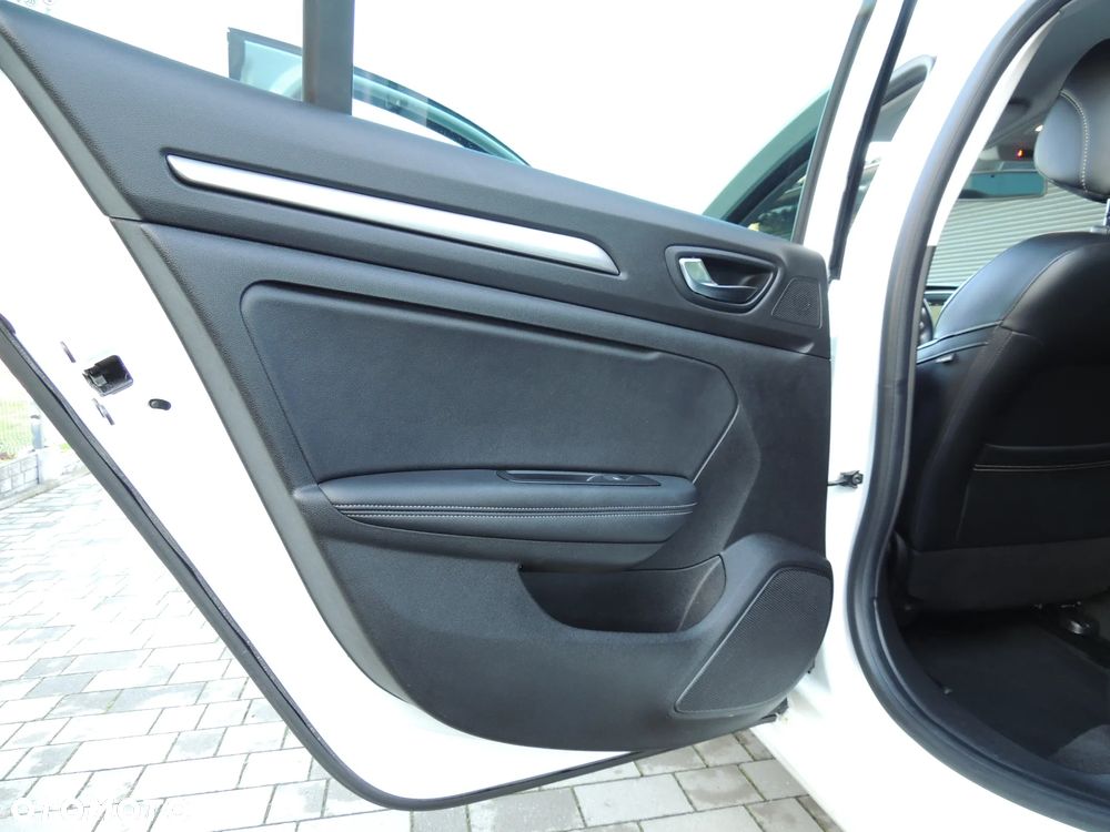 Renault Megane 1.3 TCe FAP Limited - 23