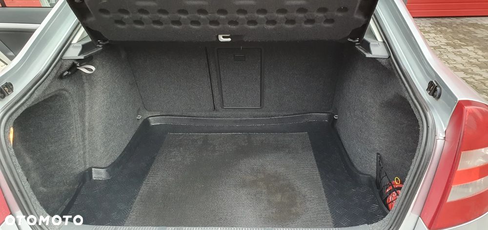 Skoda Octavia 1.9 TDI Ambiente - 11