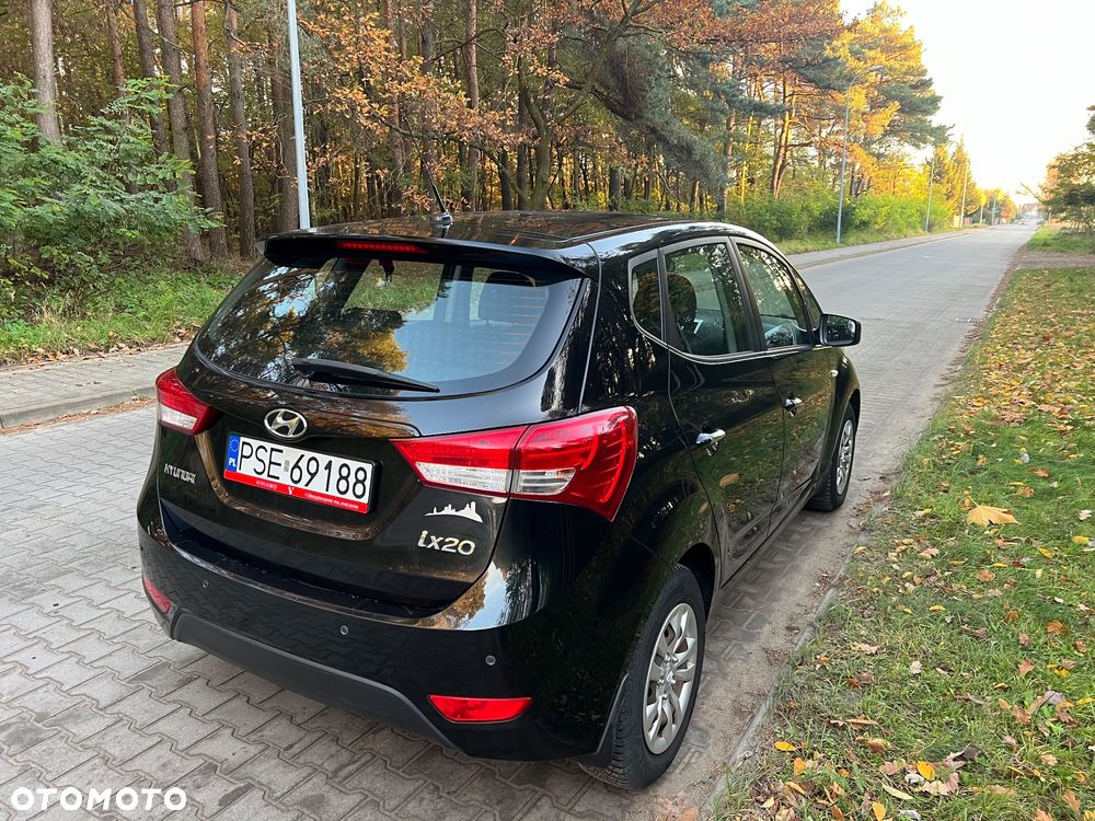 Hyundai ix20 1.6 Classic + - 4