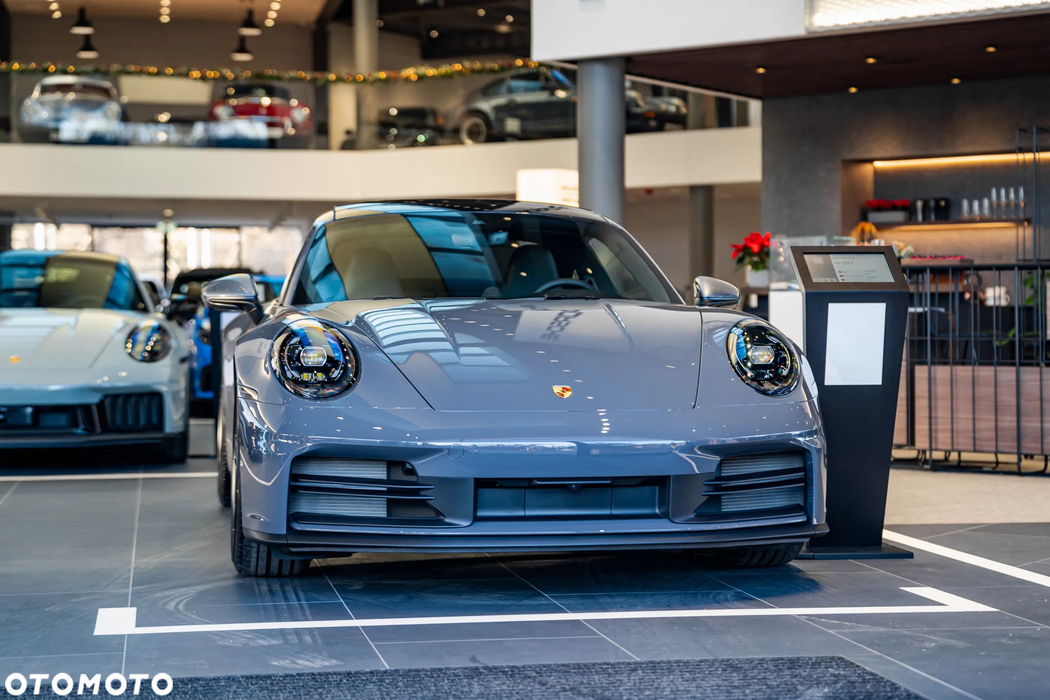 Porsche 911 Carrera T - 5
