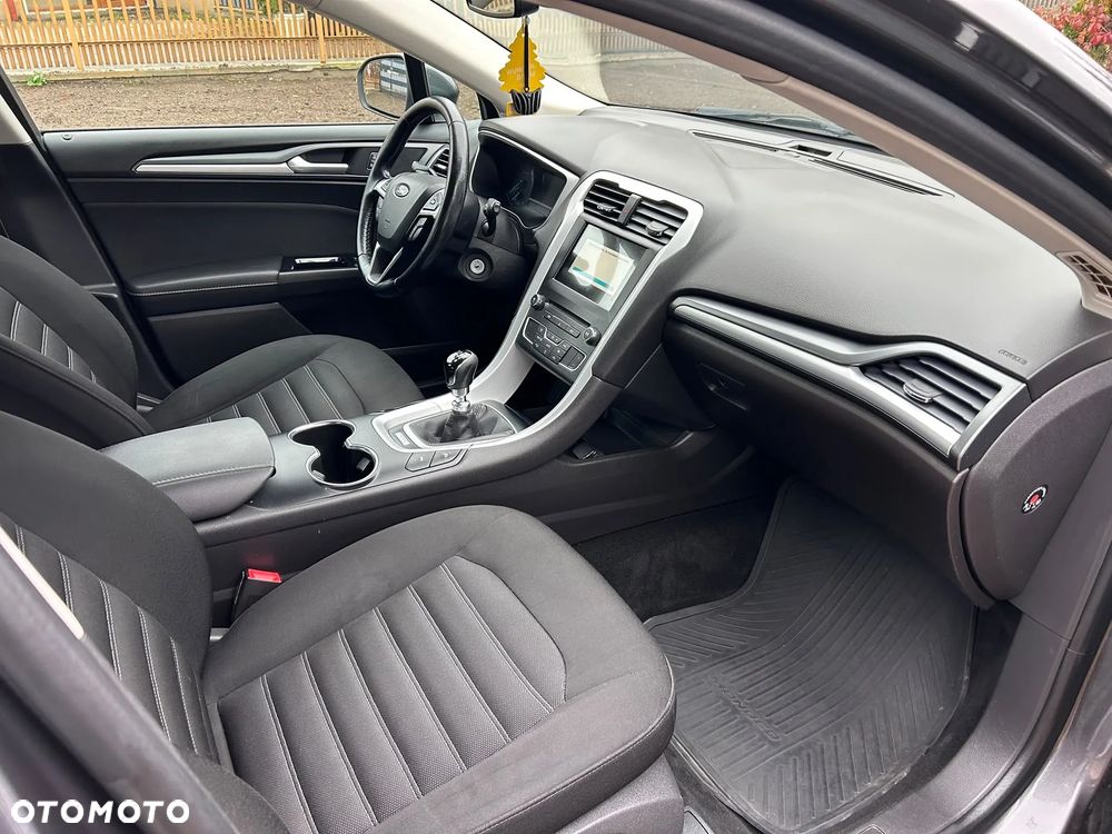 Ford Mondeo - 13