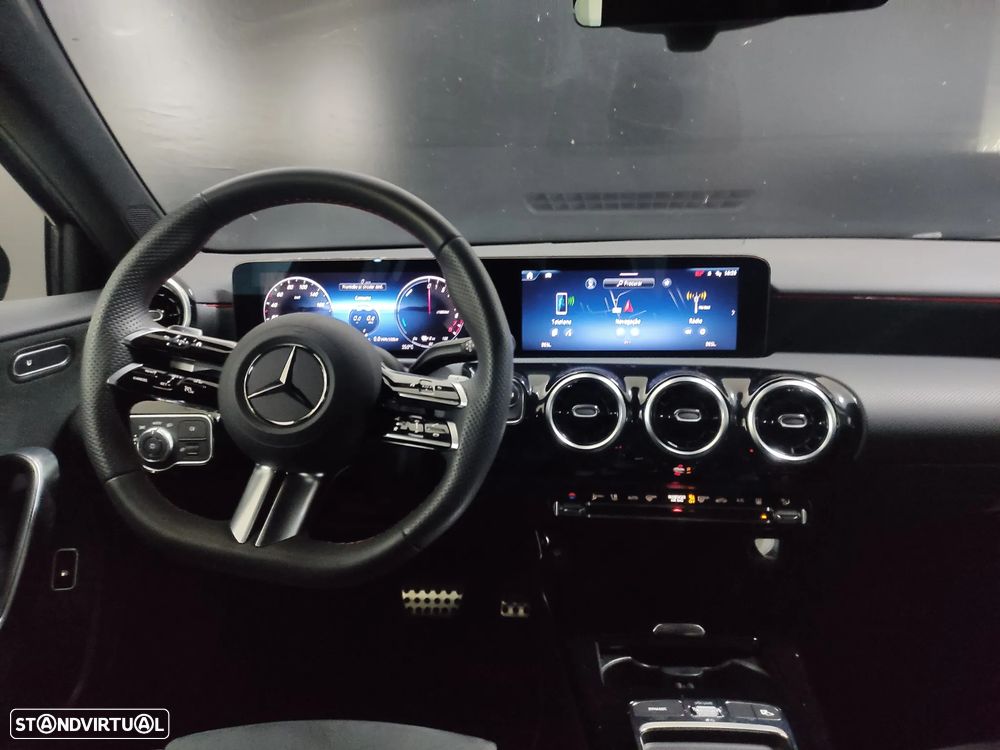 Mercedes-Benz A 250 e - 3