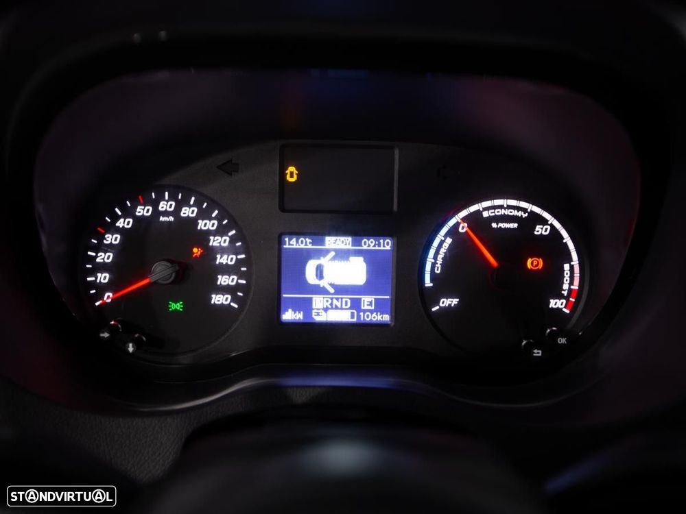 Mercedes-Benz E-SPRINTER - 16