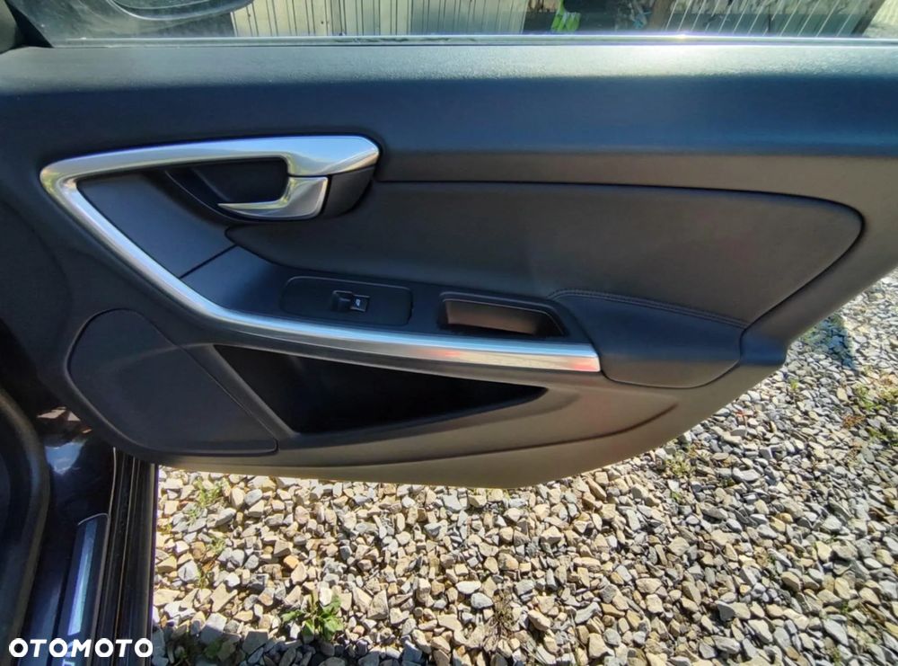 Volvo V60 D2 - 10