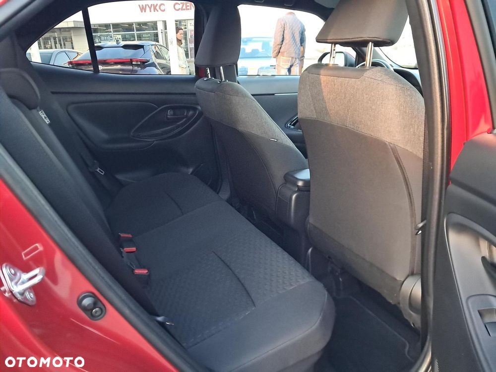 Toyota Yaris Cross Hybrid 1.5 Style - 27