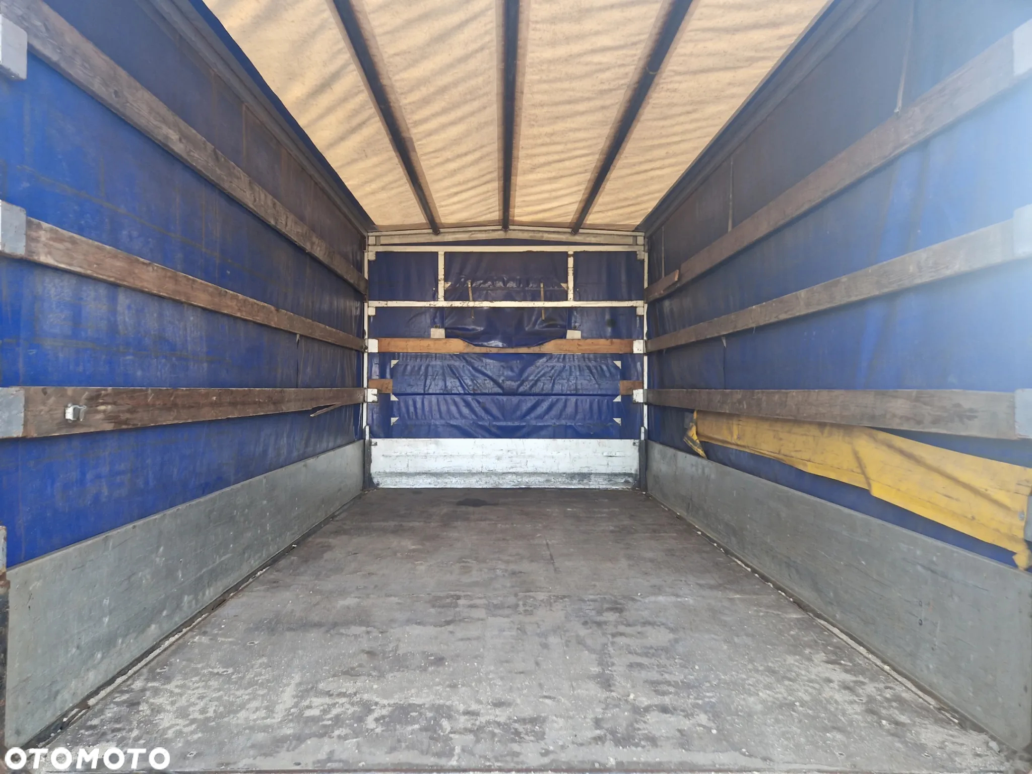 Skrzynia ładunkowa Plandeka 8 palet Iveco. Stan bdb! - 5