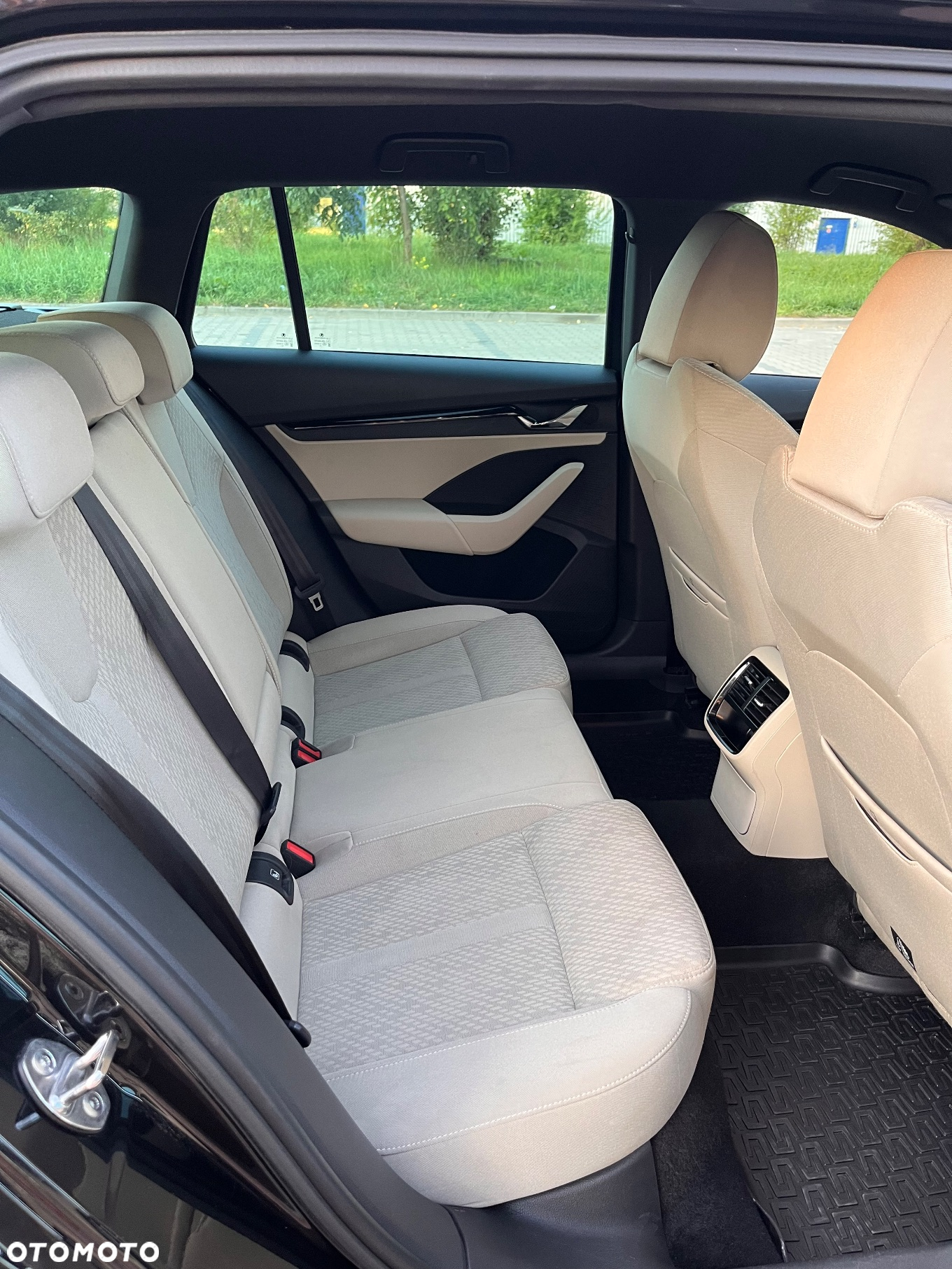 Skoda Octavia 2.0 TDI Style DSG - 22