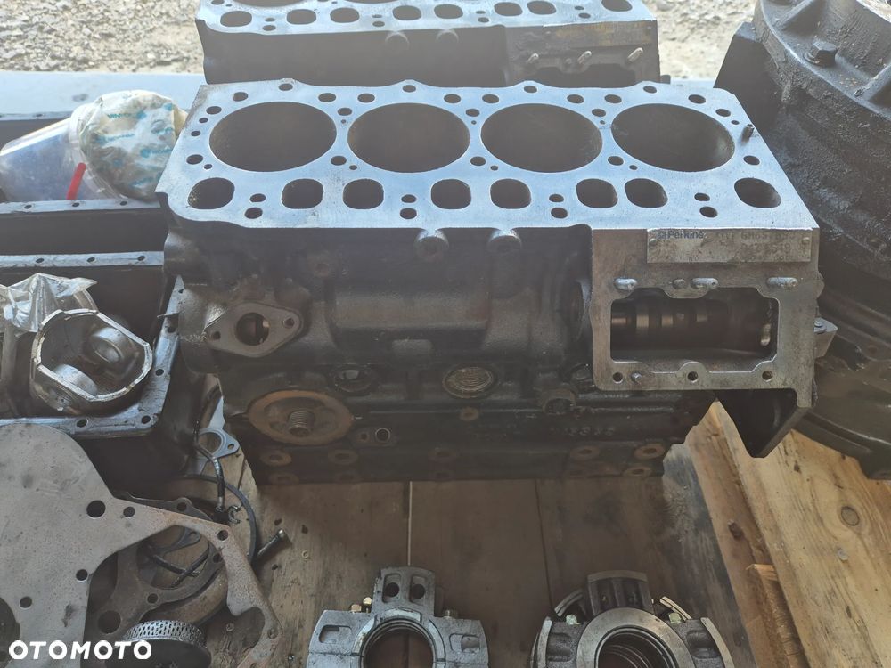 Blok silnika perkins 404 15 - 1