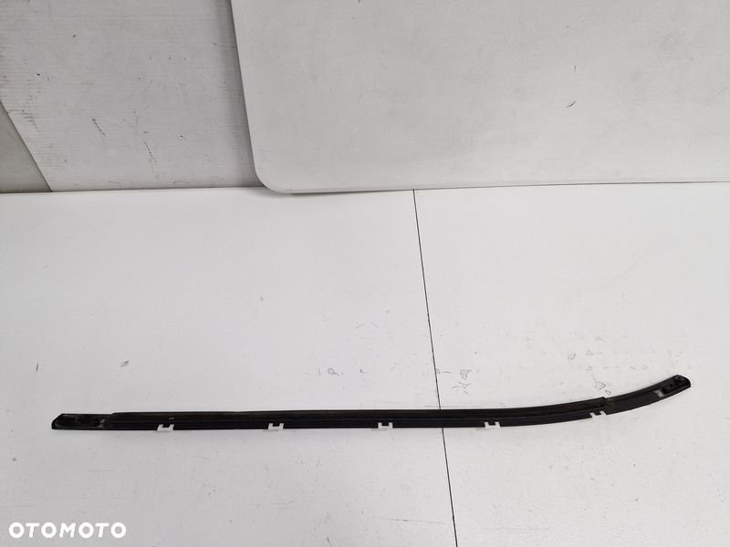 KIA CEED II 2 LISTWA ZGARNIAJĄCA DRZWI PRAWY TYŁ TYLNA CHROM - 6
