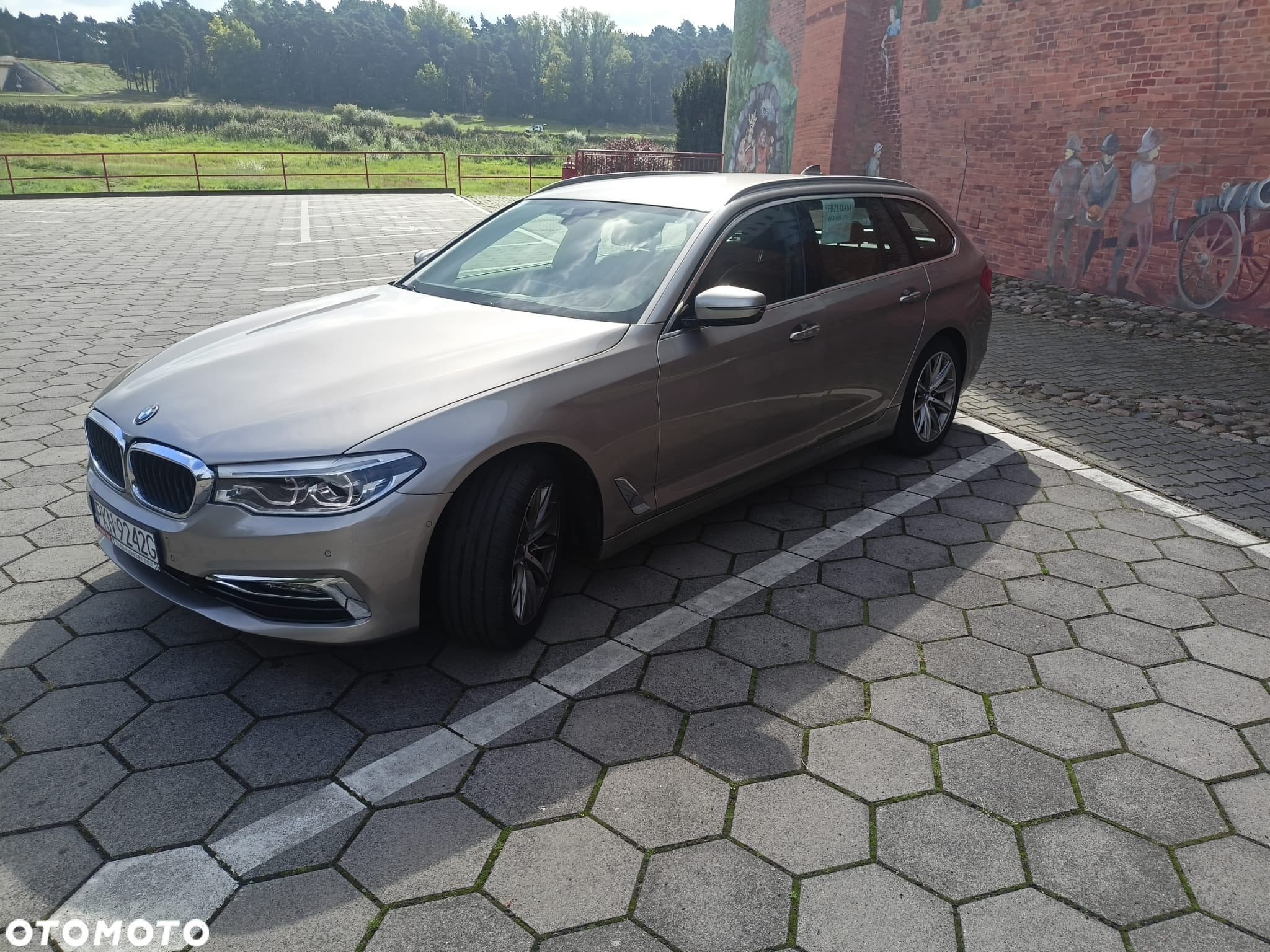 BMW Seria 5 530i GPF Luxury Line - 4