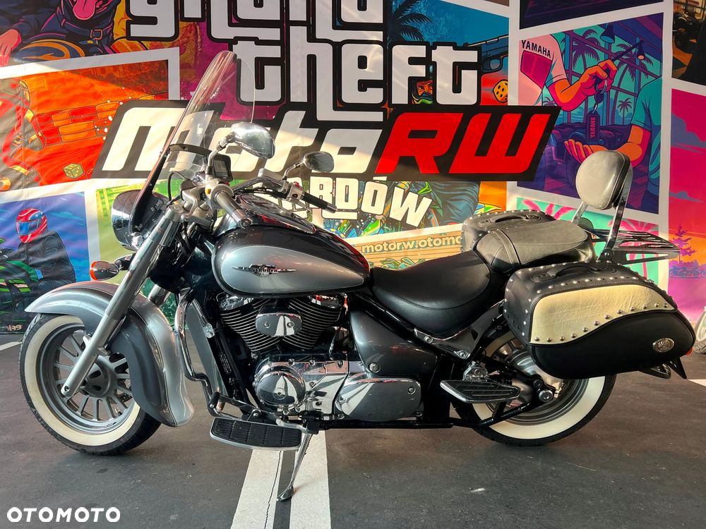 Suzuki Intruder - 22