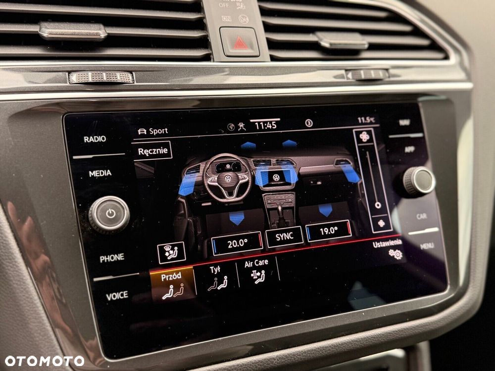 Volkswagen Tiguan 2.0 TSI 4Mot Elegance DSG - 22