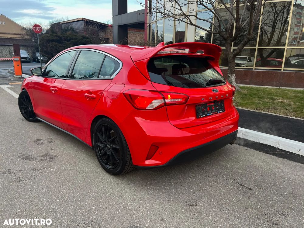 Ford Focus 1.0 EcoBoost MHEV ST-Line - 5