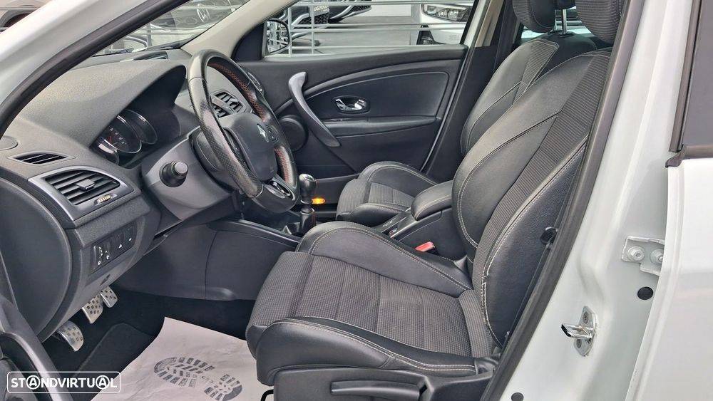 Renault Mégane Sport Tourer 1.5 dCi GT Line - 4