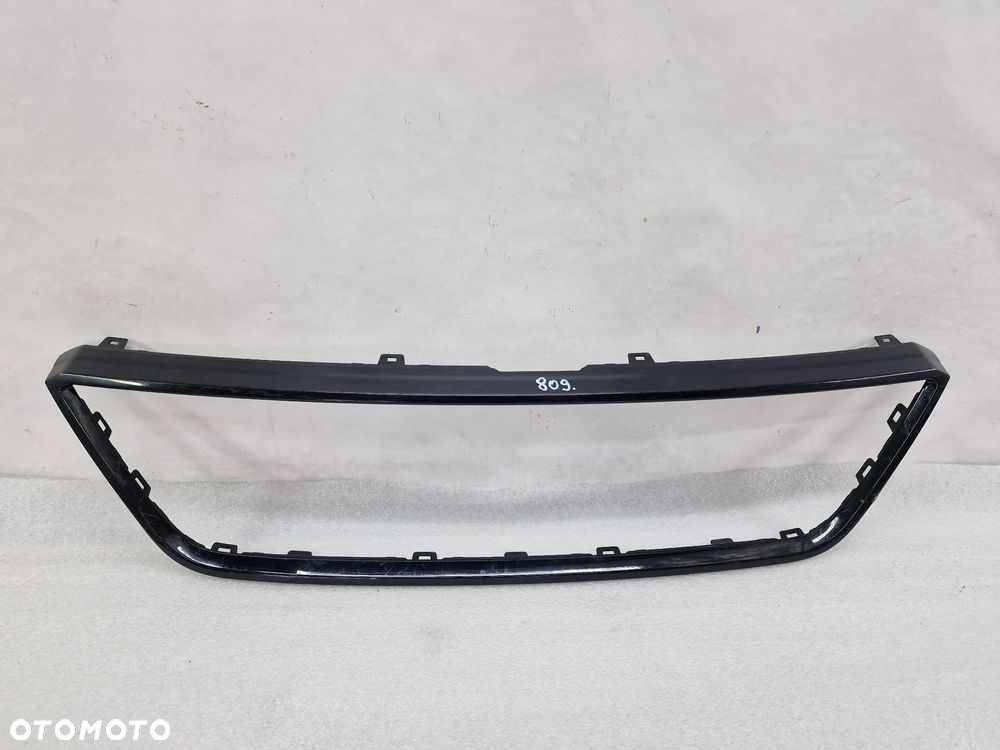 SEAT ATECA 575 16- ATRAPA / GRILL PRZEDNI PRZÓD / RAMKA CZARNA , NR 575854643C , NR AUKCJI GL809 - 1