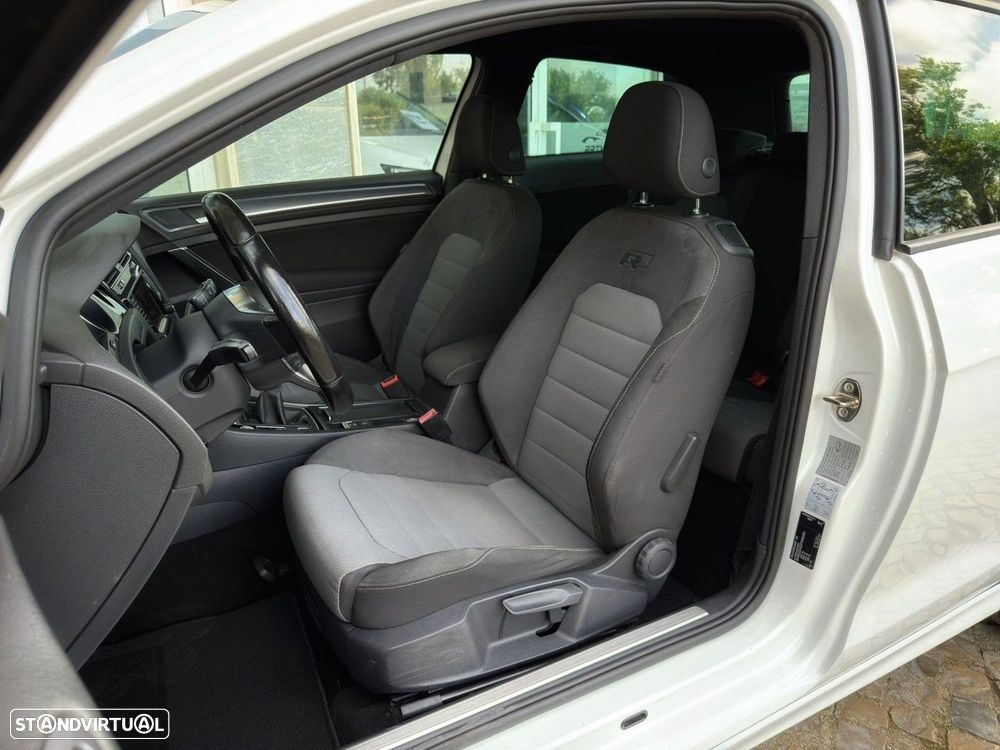 VW Golf 2.0 TDi Highline - 7