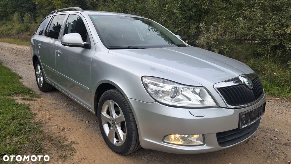 Skoda Octavia 1.6 TDI Family Plus - 14
