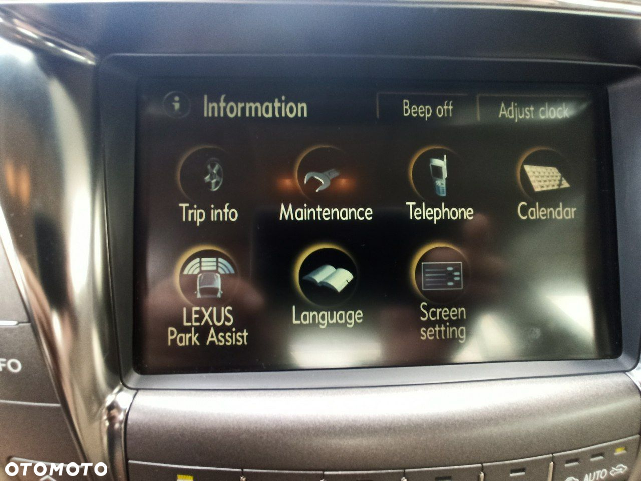 Lexus LS - 17