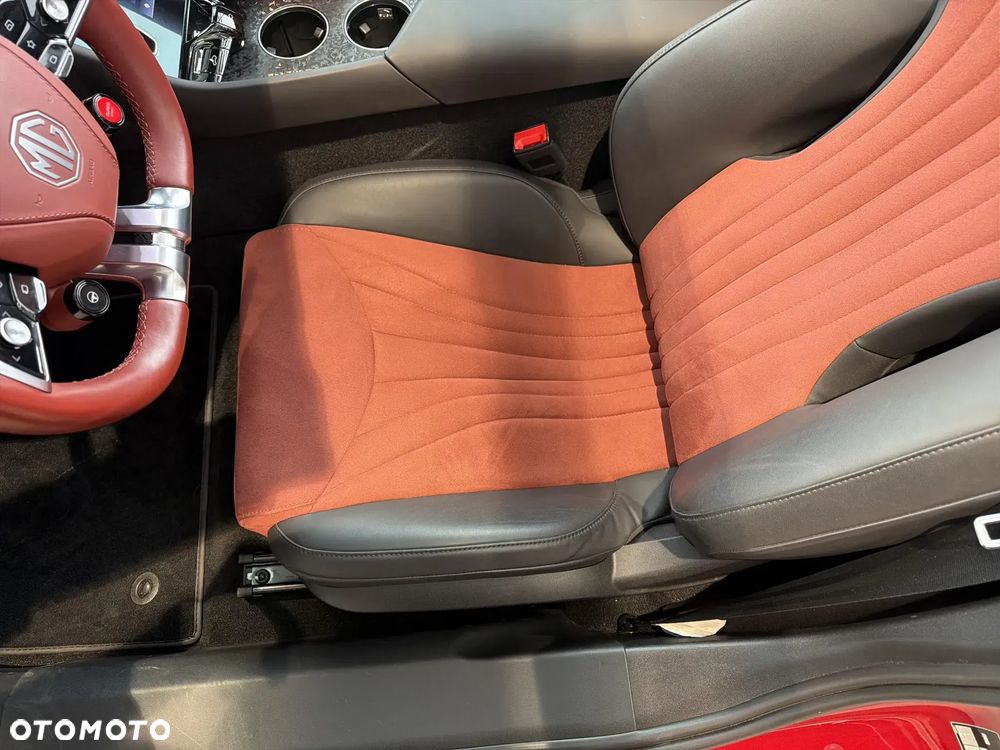 MG Cyberster 77kWh AWD Czarny Dach - 12