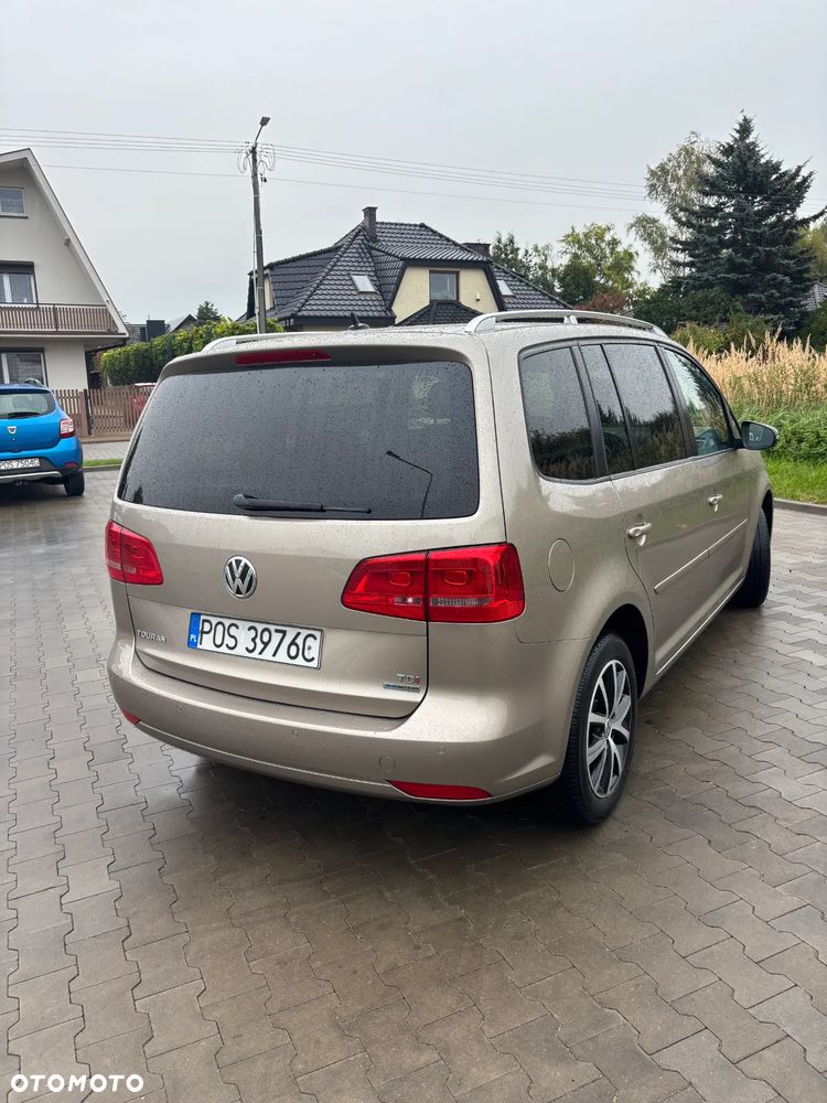 Volkswagen Touran - 3