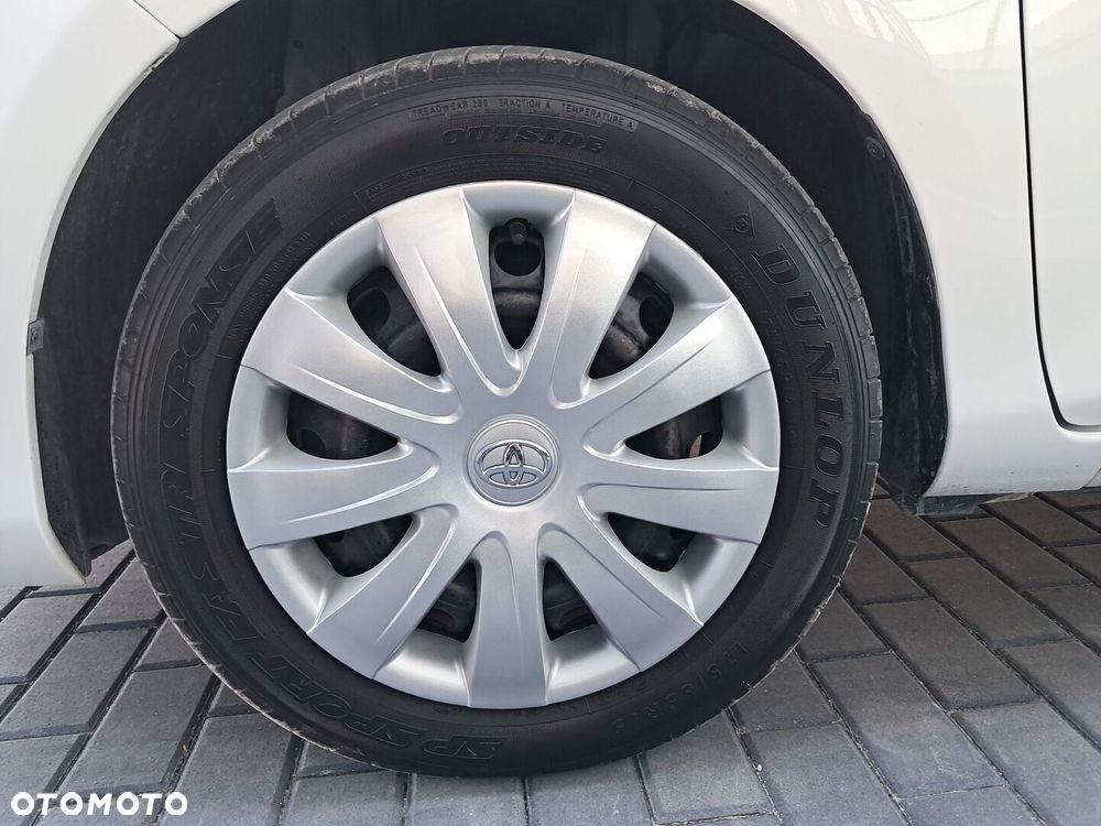 Toyota Yaris - 23