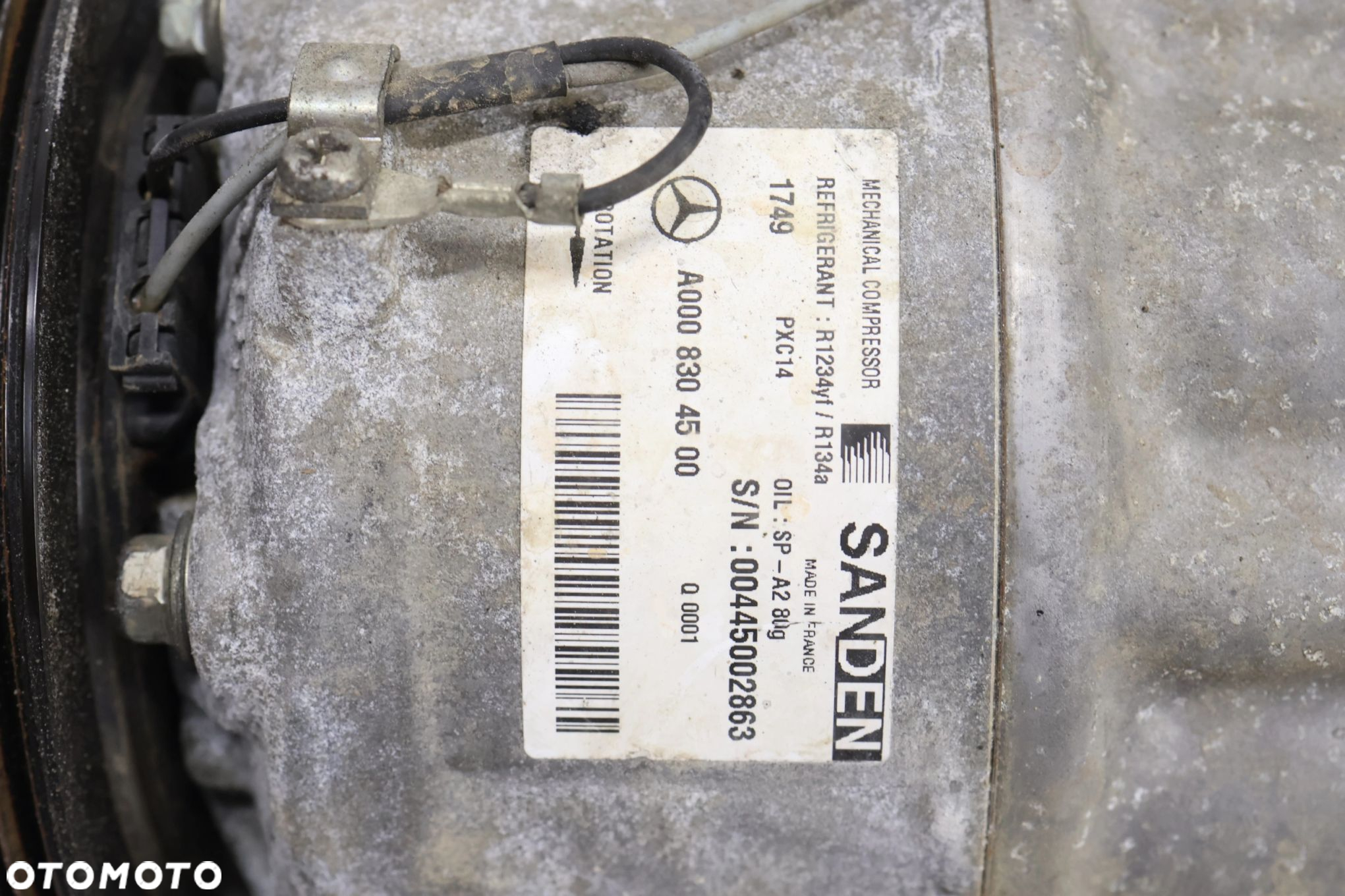 Mercedes W213 pompa klimatyzacji A0008304500 - 2