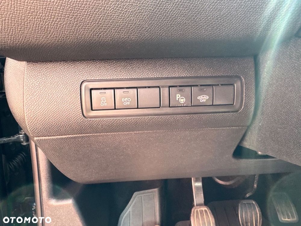 Peugeot 308 - 15