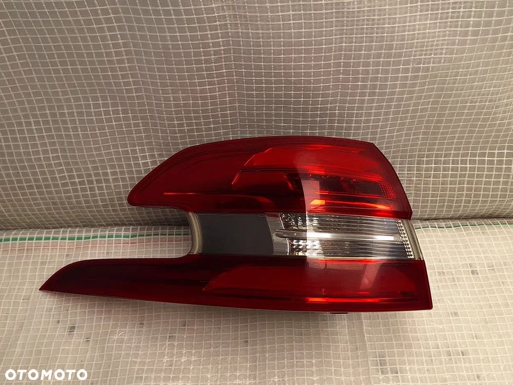 lampa tyl tylna lewa peugeot 308 II t9 2013-2017 kombi sw 9678093980 europa orginal demontaz - 4